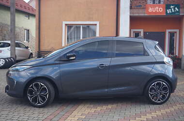 Хэтчбек Renault Zoe 2019 в 