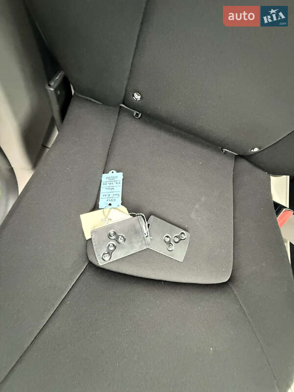 Хэтчбек Renault Zoe 2018 в Волочиске фото 21 Хэтчбек Renault Zoe 2018 в Волочиске