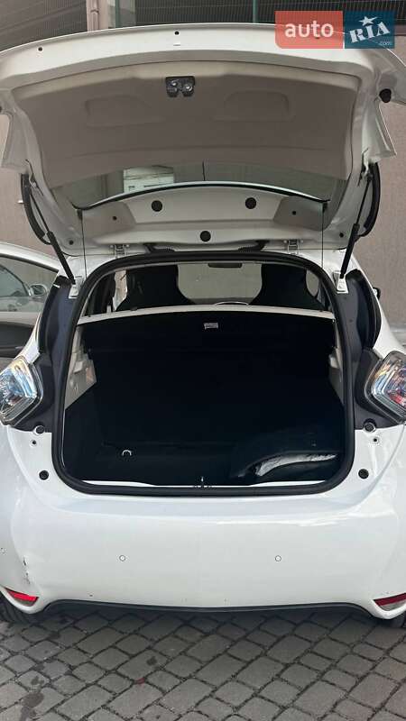 Хэтчбек Renault Zoe 2016 в Львове