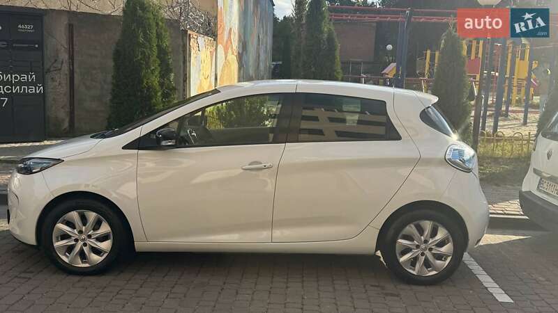 Хэтчбек Renault Zoe 2016 в Львове
