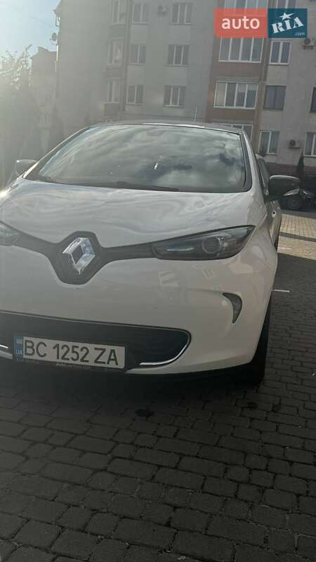 Хэтчбек Renault Zoe 2016 в Львове