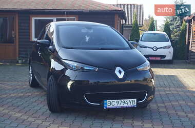 Хэтчбек Renault Zoe 2015 в 