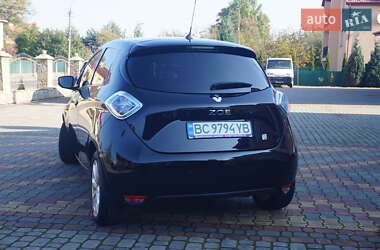 Хэтчбек Renault Zoe 2015 в 