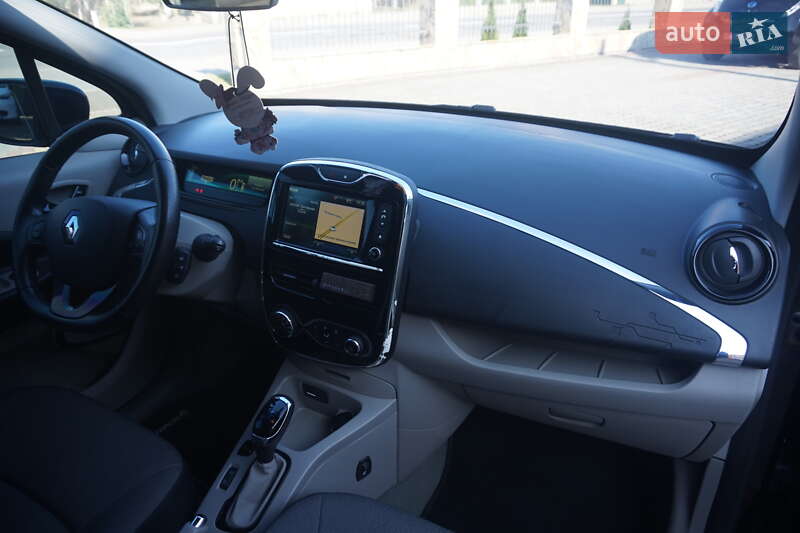 Хэтчбек Renault Zoe 2015 в Самборе