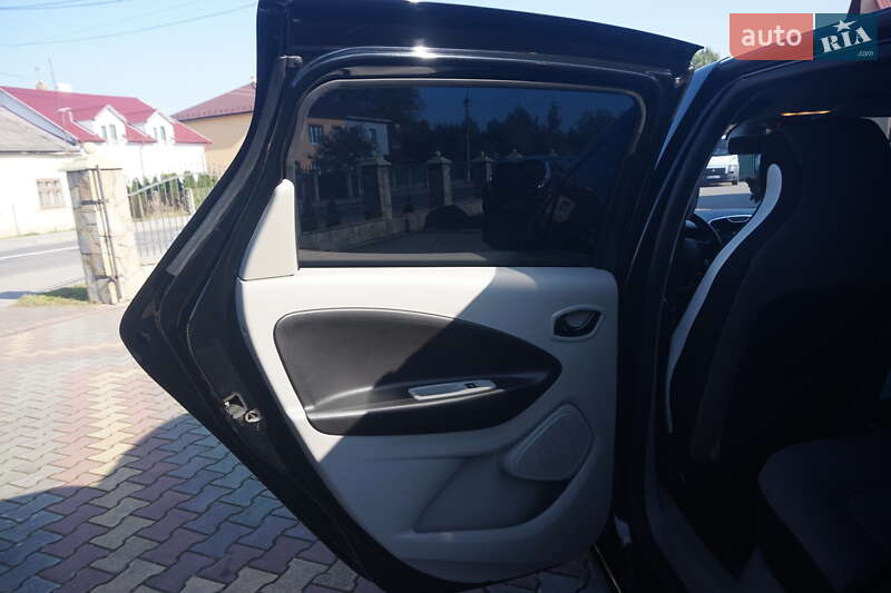 Хэтчбек Renault Zoe 2015 в Самборе