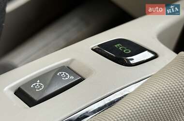 Хэтчбек Renault Zoe 2013 в 