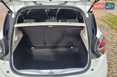 Хэтчбек Renault Zoe 2020 в 