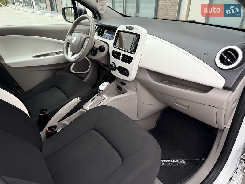 Хетчбек Renault Zoe 2018 в Тернополі фото 40 Хетчбек Renault Zoe 2018 в Тернополі