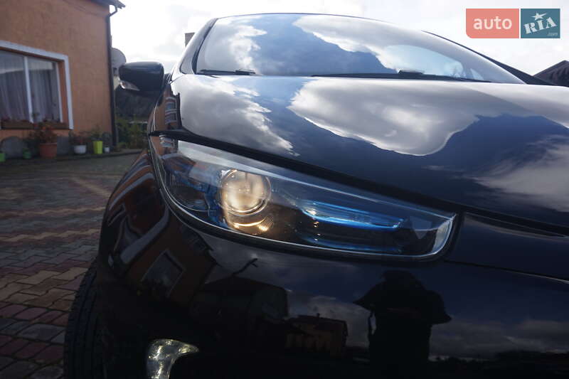 Хэтчбек Renault Zoe 2014 в Самборе