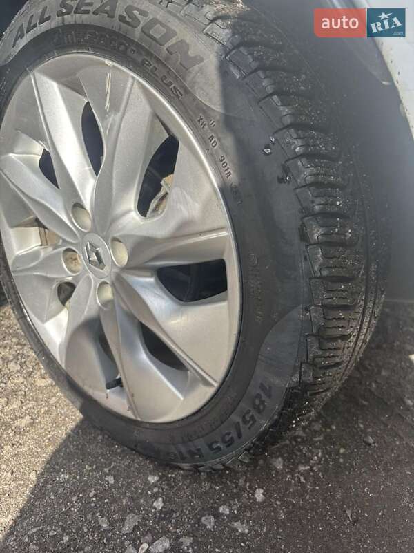 Хэтчбек Renault Zoe 2013 в Виннице фото 5 Хэтчбек Renault Zoe 2013 в Виннице