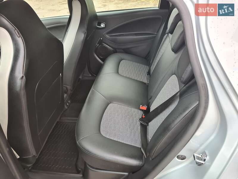 Хэтчбек Renault Zoe 2020 в Дубно