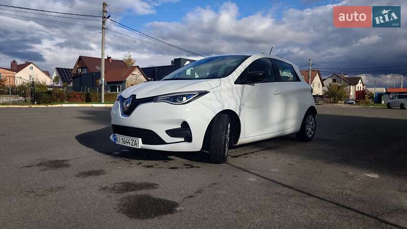Хэтчбек Renault Zoe 2020 в 