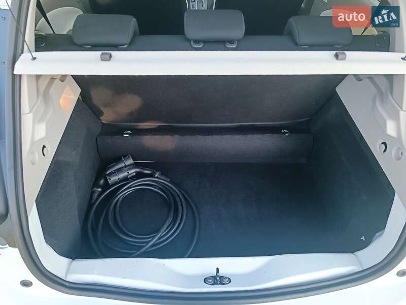 Хэтчбек Renault Zoe 2019 в Луцке