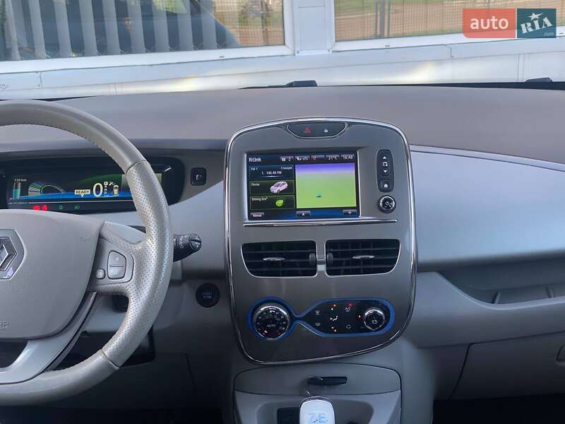 Хэтчбек Renault Zoe 2017 в Дрогобыче фото 15 Хэтчбек Renault Zoe 2017 в Дрогобыче