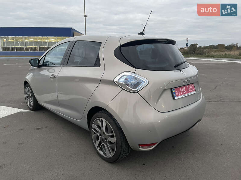 Хэтчбек Renault Zoe 2015 в Луцке