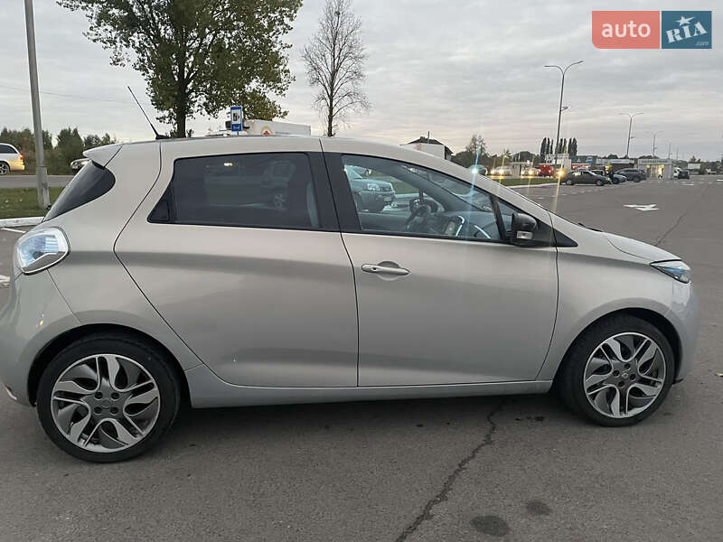 Хэтчбек Renault Zoe 2015 в Луцке