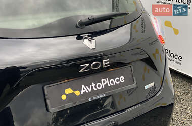 Хэтчбек Renault Zoe 2016 в 