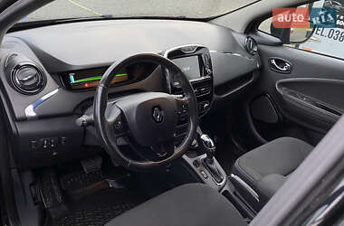 Хэтчбек Renault Zoe 2016 в 