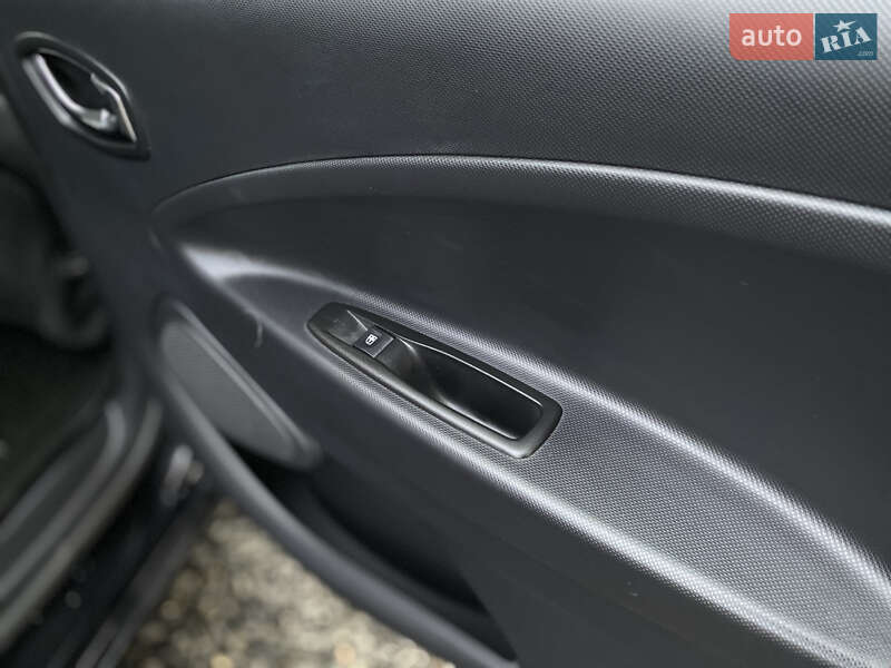 Хетчбек Renault Zoe 2016 в Луцьку фото 50 Хетчбек Renault Zoe 2016 в Луцьку