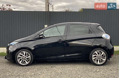 Хэтчбек Renault Zoe 2016 в 