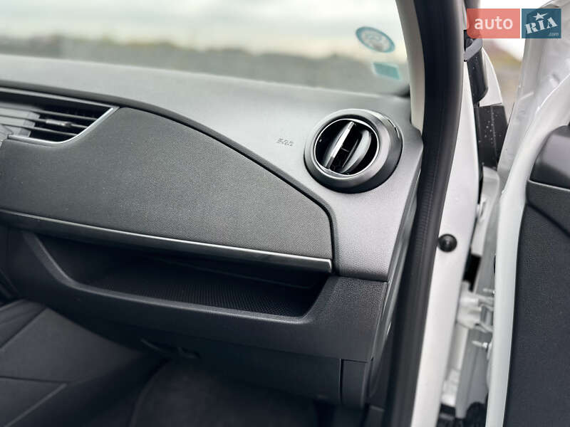 Хэтчбек Renault Zoe 2021 в Мукачево