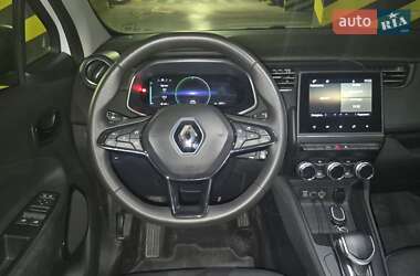 Хэтчбек Renault Zoe 2020 в 