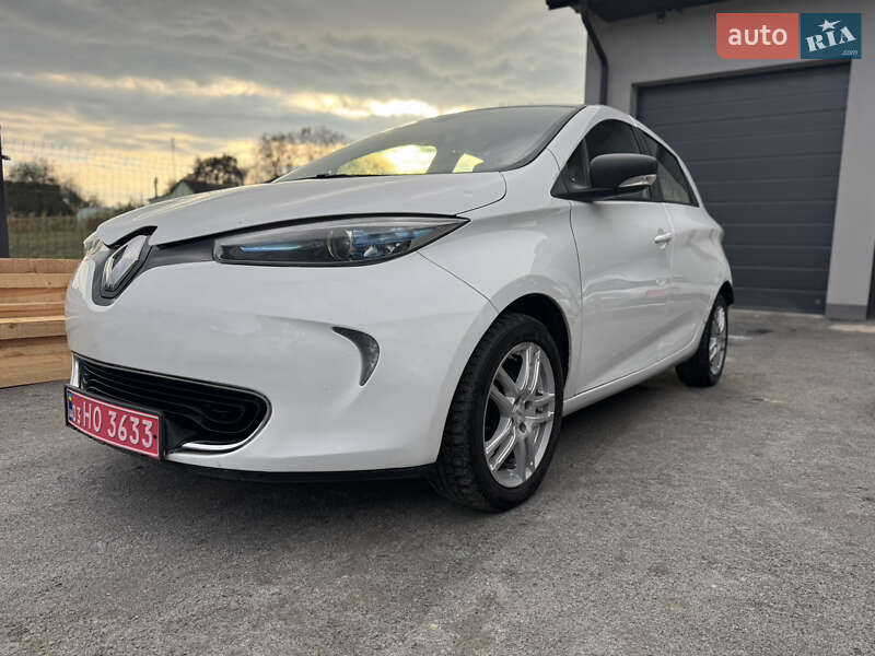 Хетчбек Renault Zoe 2018 в 