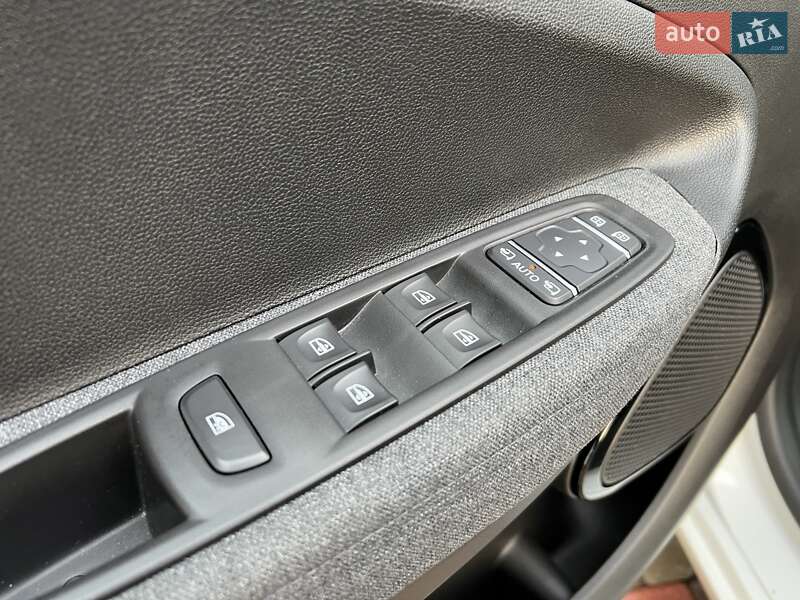 Хэтчбек Renault Zoe 2022 в Ровно