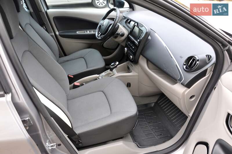 Хетчбек Renault Zoe 2015 в Львові фото 28 Хетчбек Renault Zoe 2015 в Львові