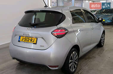 Хэтчбек Renault Zoe 2020 в 