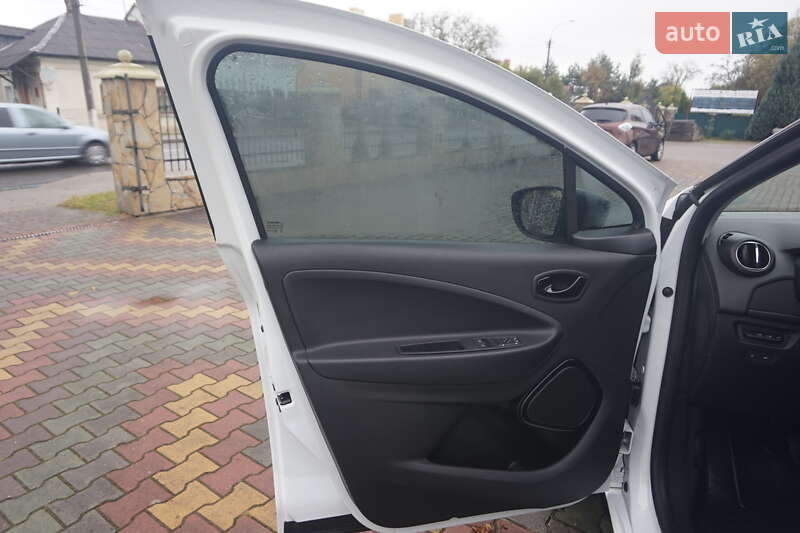Хэтчбек Renault Zoe 2020 в Самборе