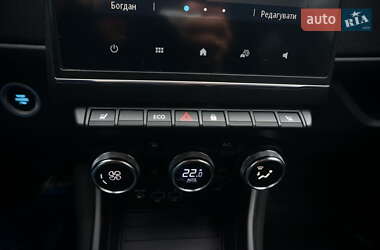Хэтчбек Renault Zoe 2020 в 