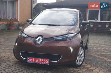Хэтчбек Renault Zoe 2015 в 