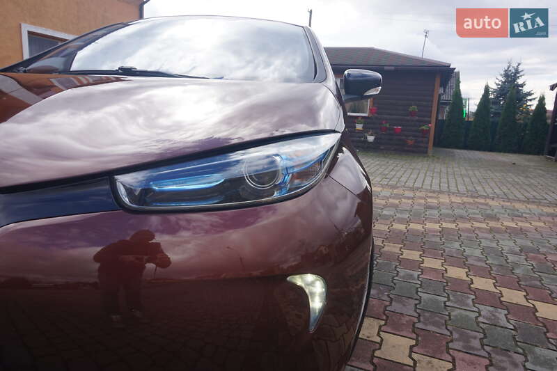 Хэтчбек Renault Zoe 2015 в Самборе