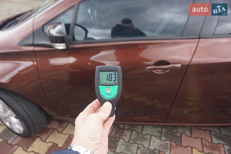 Хэтчбек Renault Zoe 2015 в Самборе