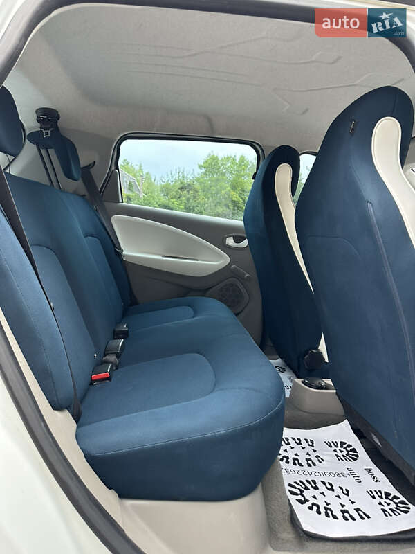 Хэтчбек Renault Zoe 2013 в Калуше