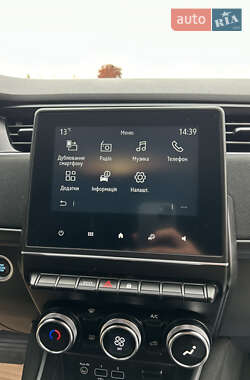 Хэтчбек Renault Zoe 2021 в 