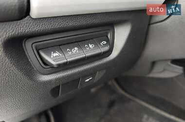 Хетчбек Renault Zoe 2020 в  фото 27 Хетчбек Renault Zoe 2020 в