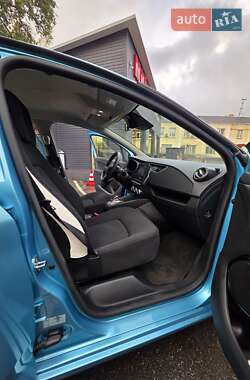 Хэтчбек Renault Zoe 2020 в 