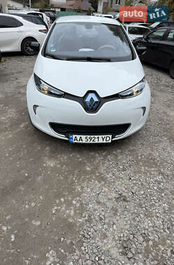 Хэтчбек Renault Zoe 2016 в Киеве