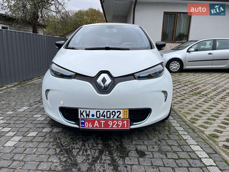 Хетчбек Renault Zoe 2013 в Звягелі фото 4 Хетчбек Renault Zoe 2013 в Звягелі