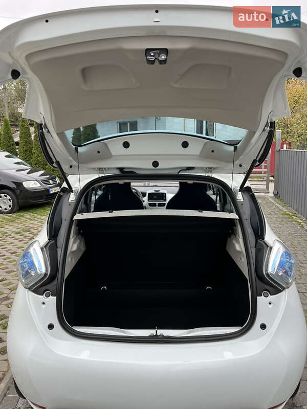 Хетчбек Renault Zoe 2013 в Звягелі фото 21 Хетчбек Renault Zoe 2013 в Звягелі