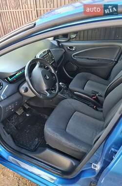 Хетчбек Renault Zoe 2016 в  фото 9 Хетчбек Renault Zoe 2016 в