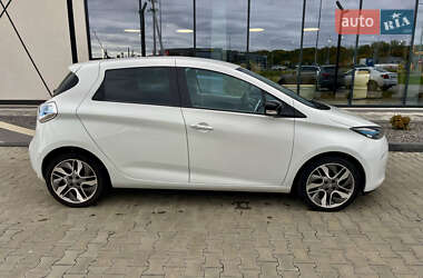 Хэтчбек Renault Zoe 2015 в 