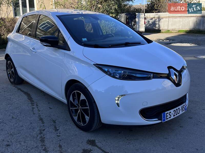 Хетчбек Renault Zoe 2017 в Чернівцях