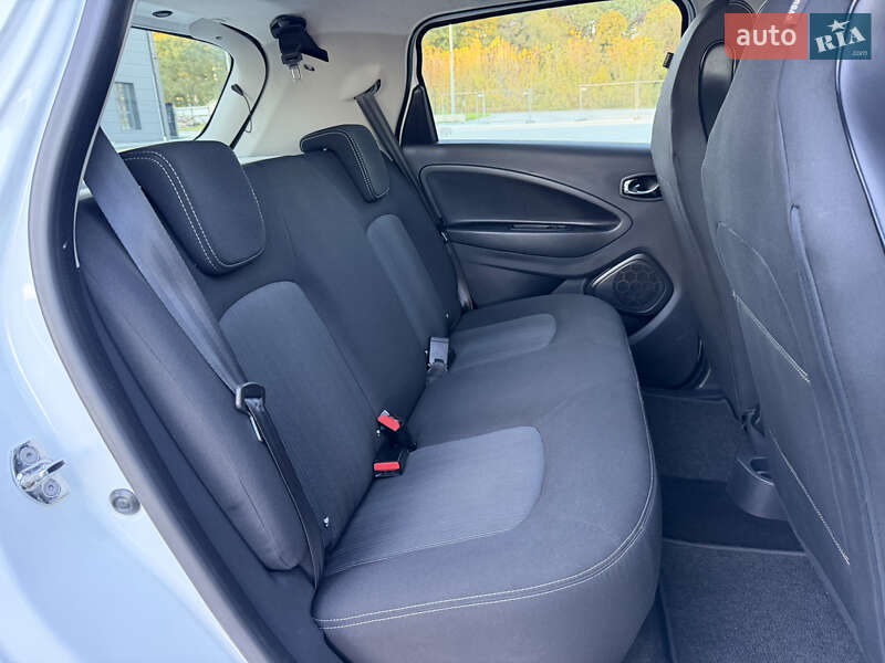 Хэтчбек Renault Zoe 2017 в Дубно фото 47 Хэтчбек Renault Zoe 2017 в Дубно