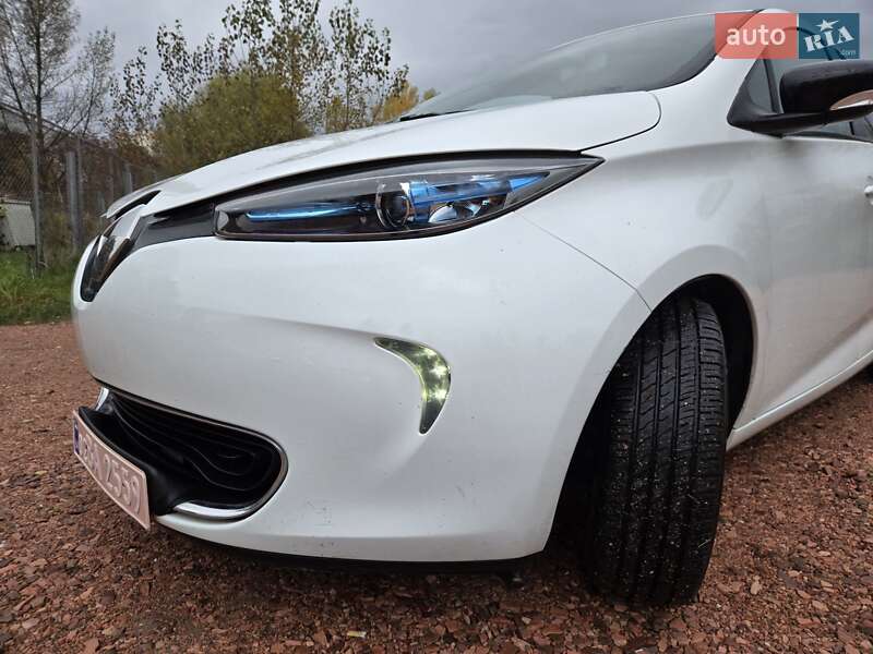 Хэтчбек Renault Zoe 2017 в Киеве фото 37 Хэтчбек Renault Zoe 2017 в Киеве
