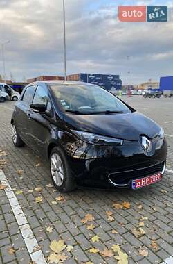 Хэтчбек Renault Zoe 2019 в 