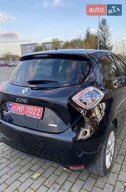 Хэтчбек Renault Zoe 2019 в 