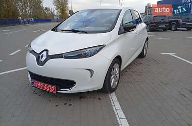 Хетчбек Renault Zoe 2014 в  фото 7 Хетчбек Renault Zoe 2014 в